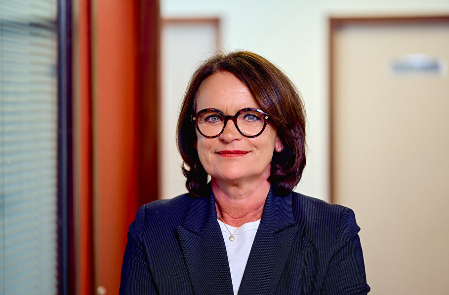 Hélène POULET